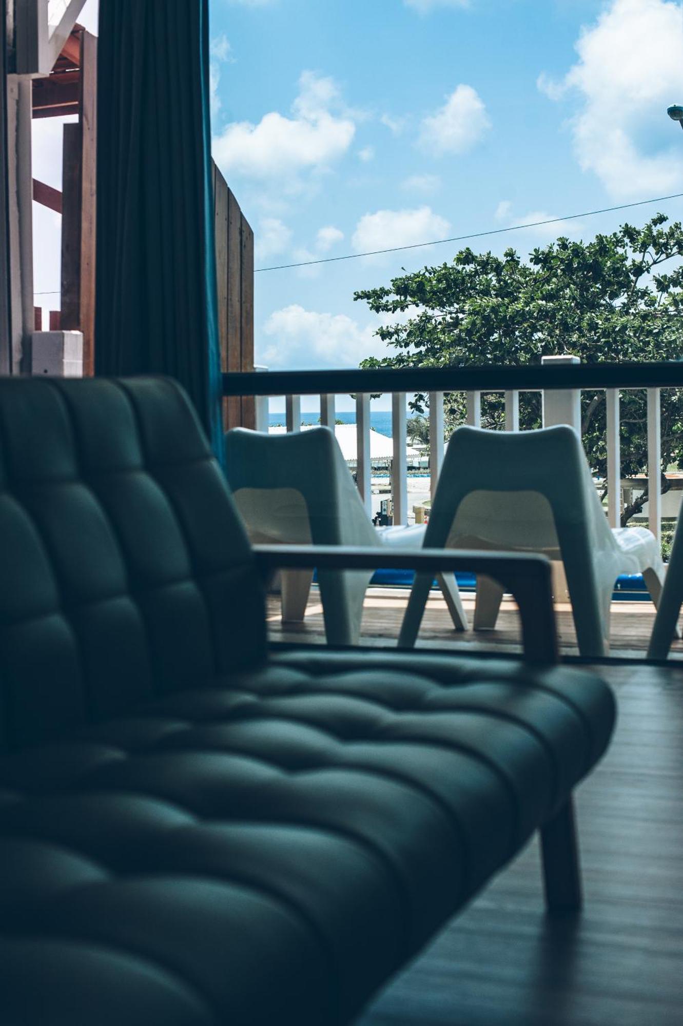 Yellow'S Kenting B&B Nanwan Rum bild