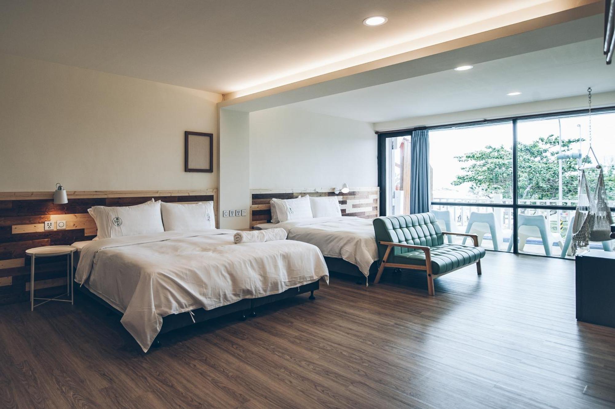 Yellow'S Kenting B&B Nanwan Rum bild